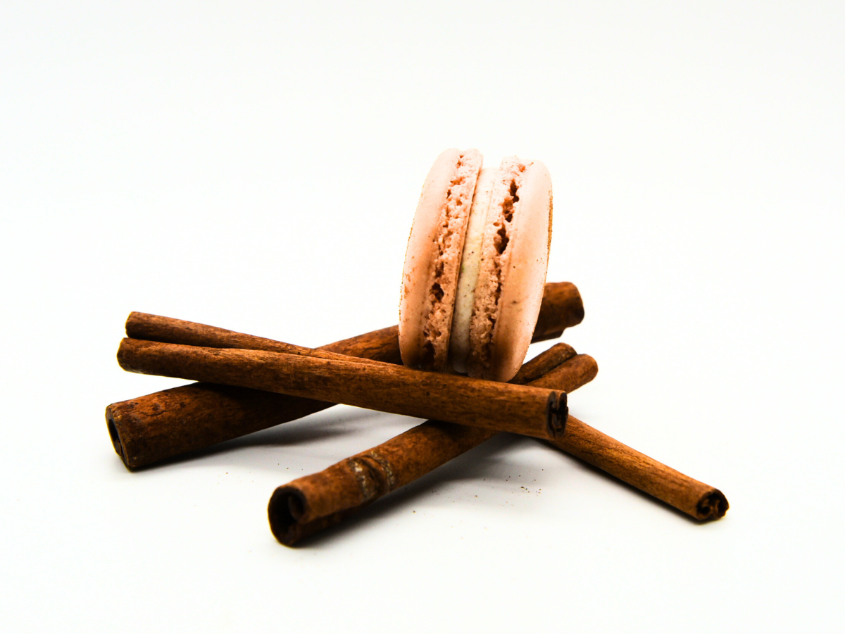 Macaron Cinnamon