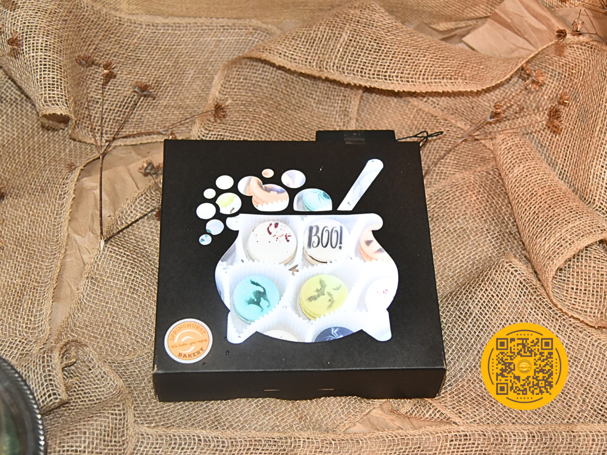 VEGAN Halloween BOX - VEGAN The Witch's Cauldron