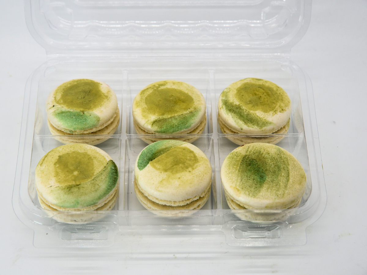 Vegan Matcha Macaron