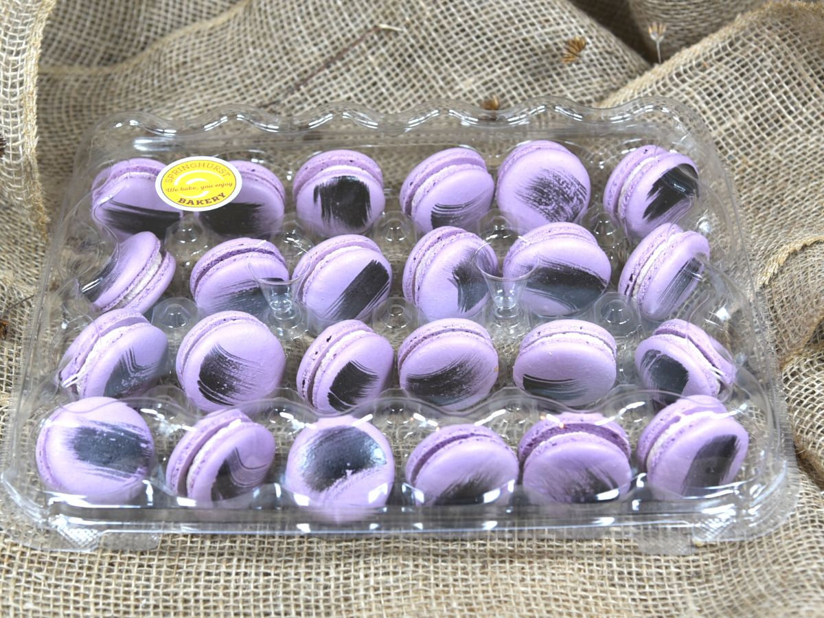 Blackberry_macaron 24 psc