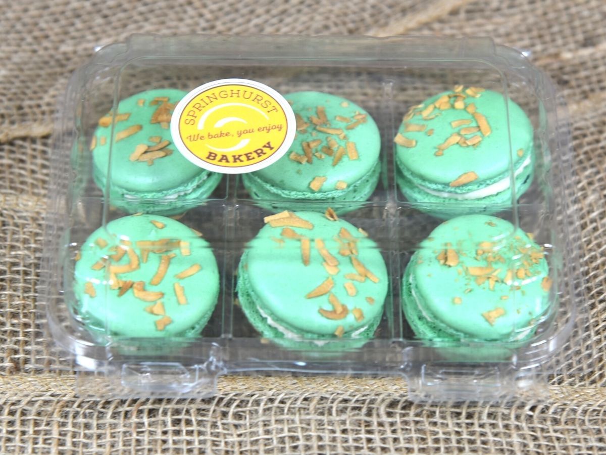Macaron Caribbean Coconut