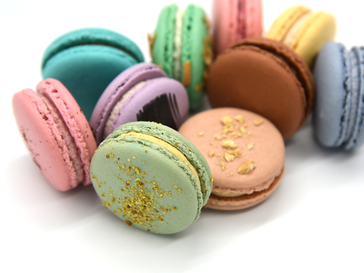 .BOX Surprise me! Macarons BOX 6 / 12 / 24 / 35 pcs.