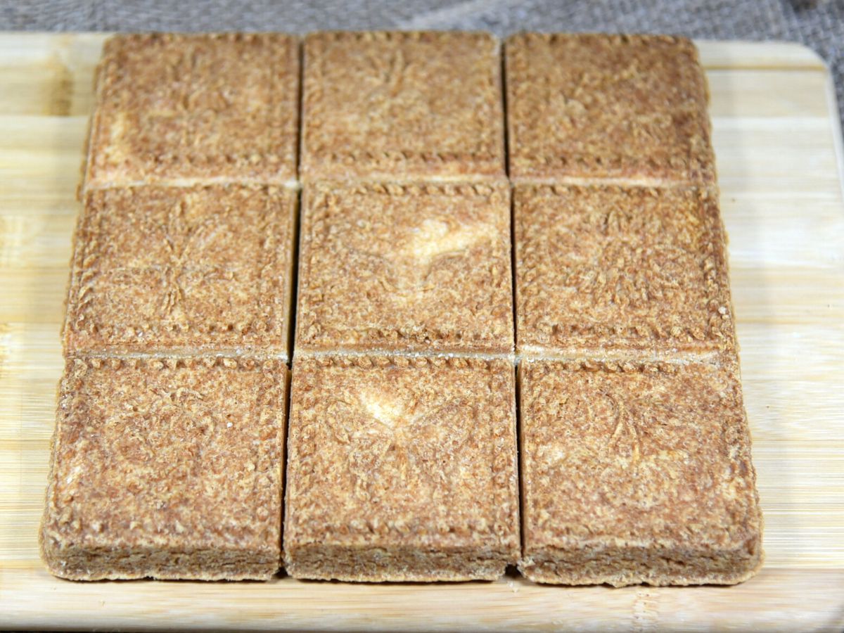 European cookies - Traditional Shortbread Square