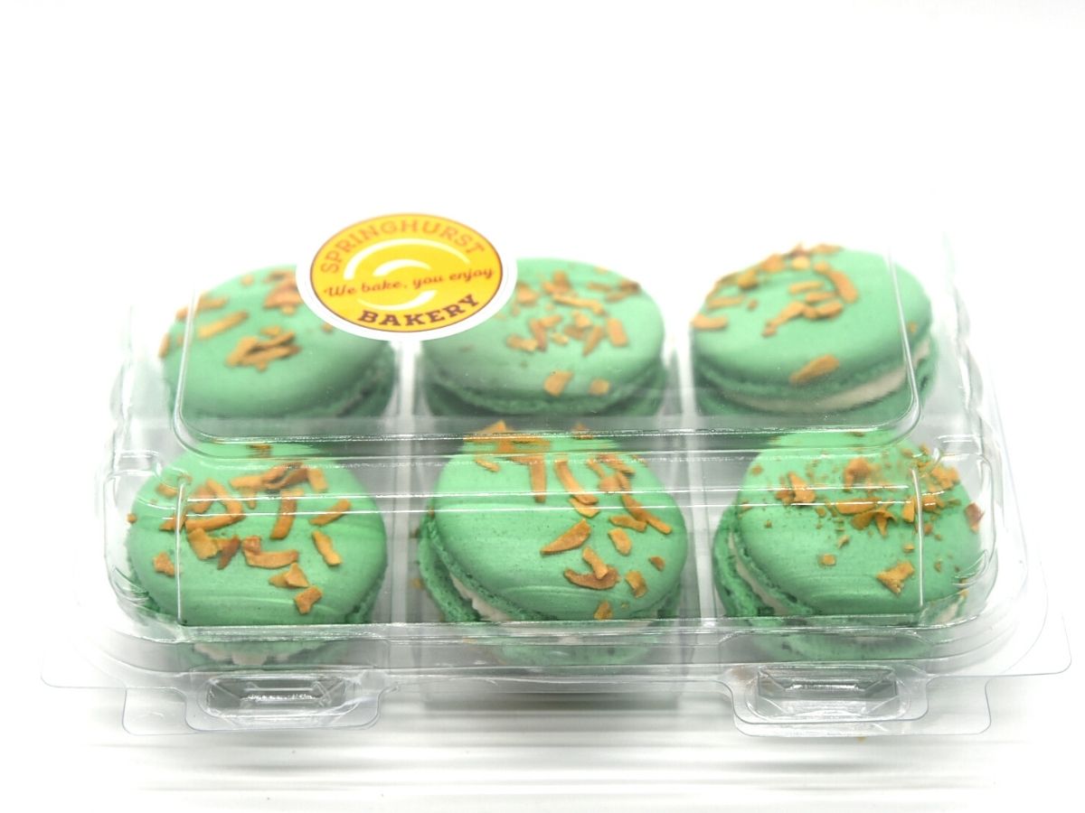 Macaron Caribbean Coconut