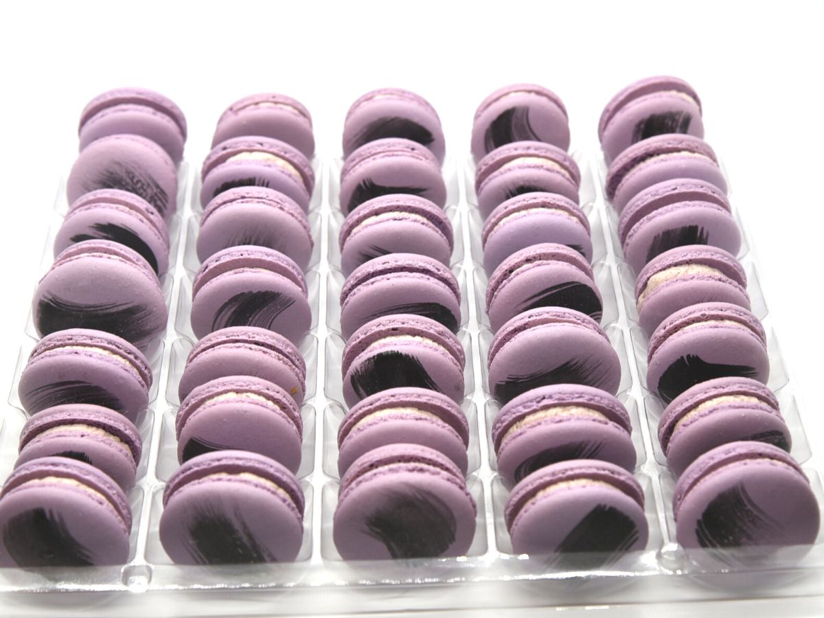 Blackberry_macaron 35 psc