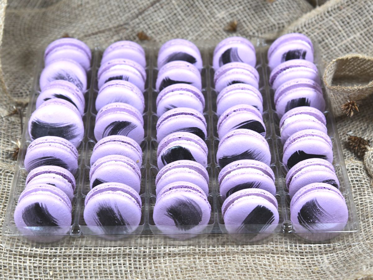 Blackberry_macaron 35 psc