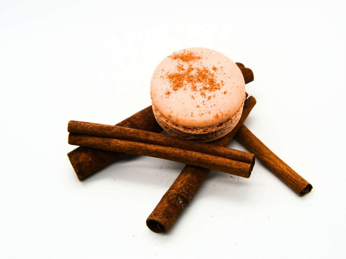 Macaron Cinnamon